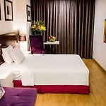 Yen Hotel